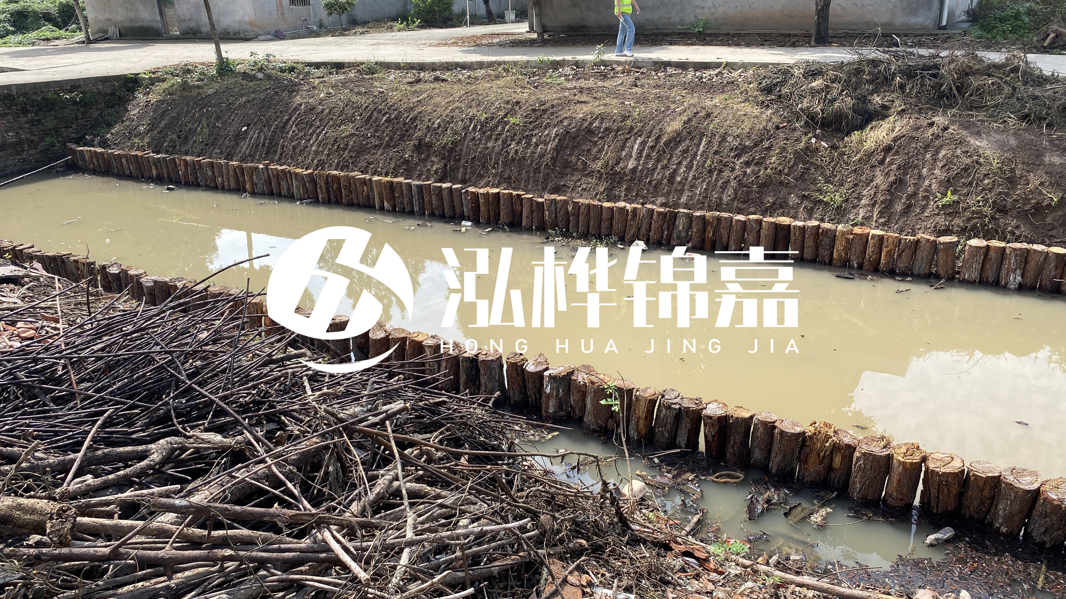 打樁木樁的間距和排列方式有何講究？不懂這些細節(jié)，工程質量堪憂！